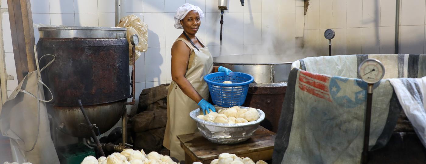 Nkulenu female worker